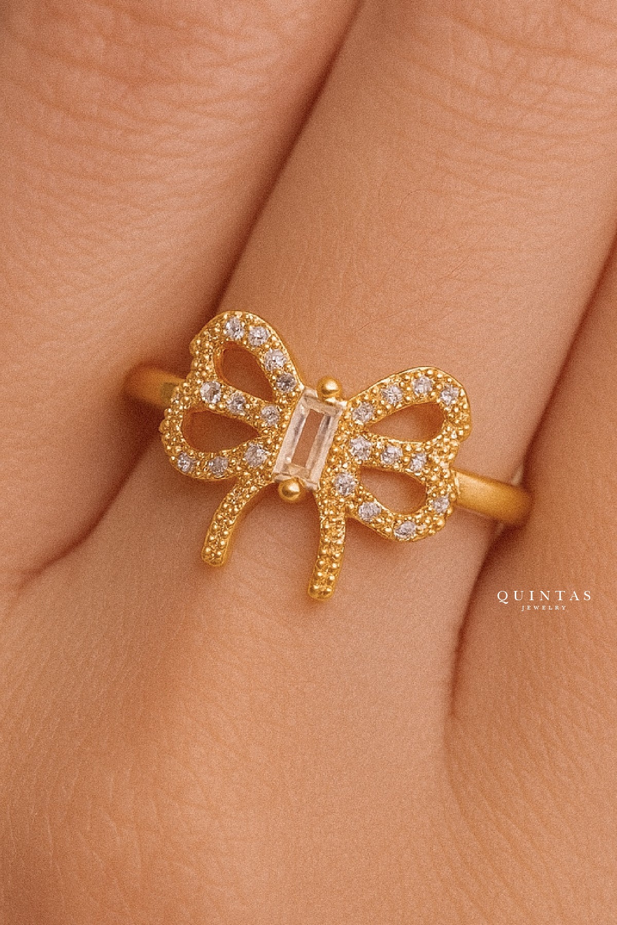 Caroline Ribbon Diamond Ring (Adjustable)