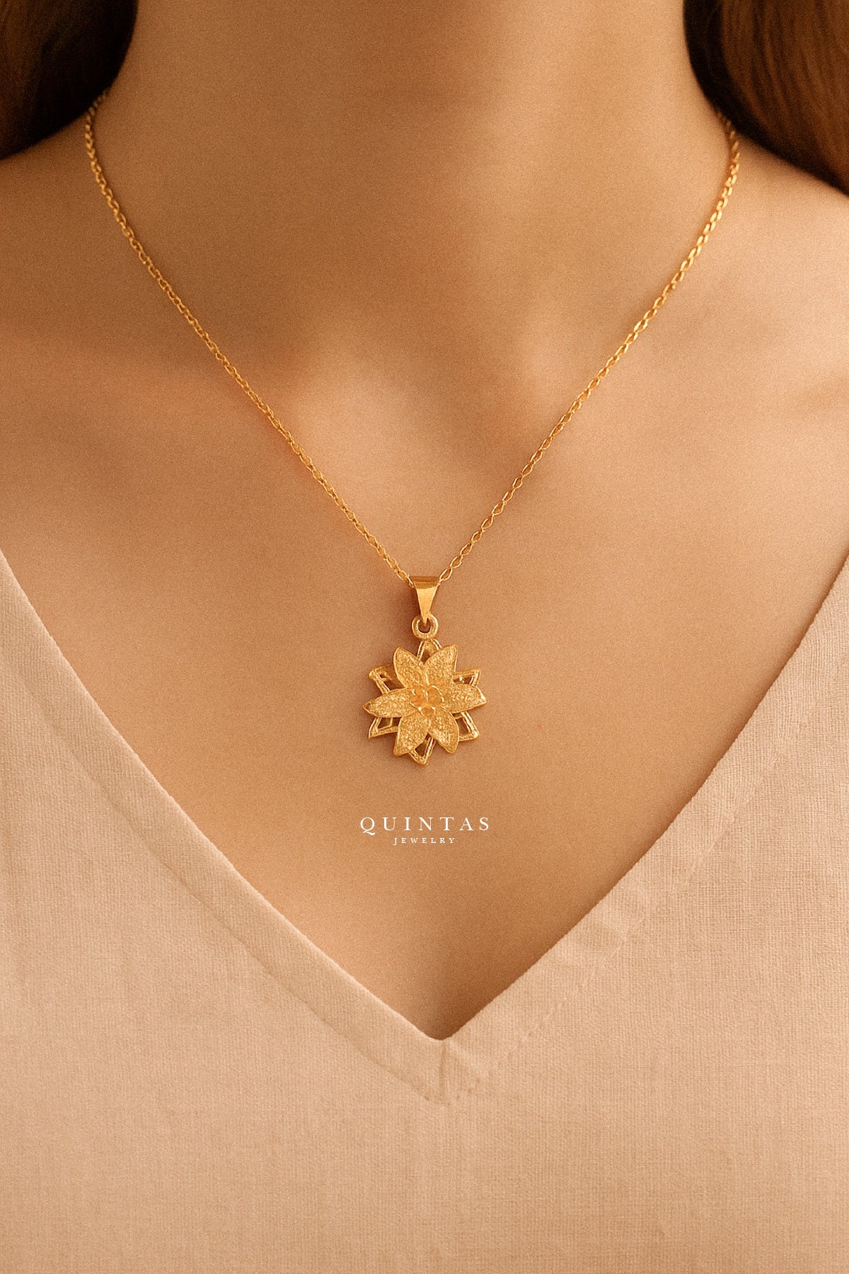 The Flower Necklace