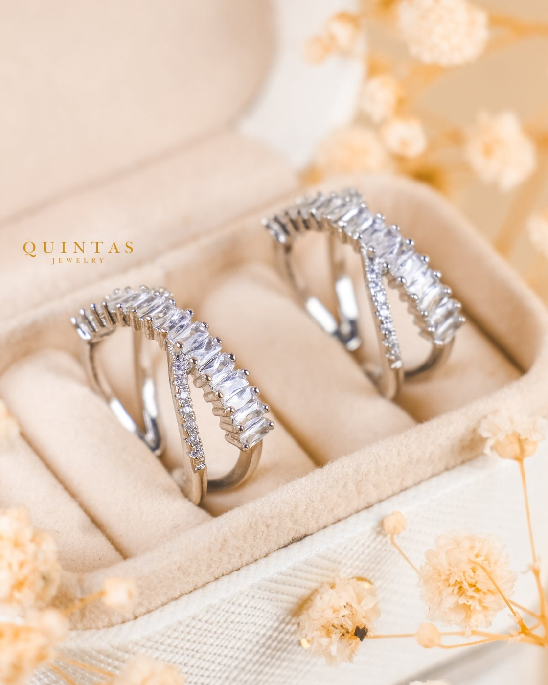 Elena Baguette Silver Infinity β original gallery view, proportional 4:5 crop