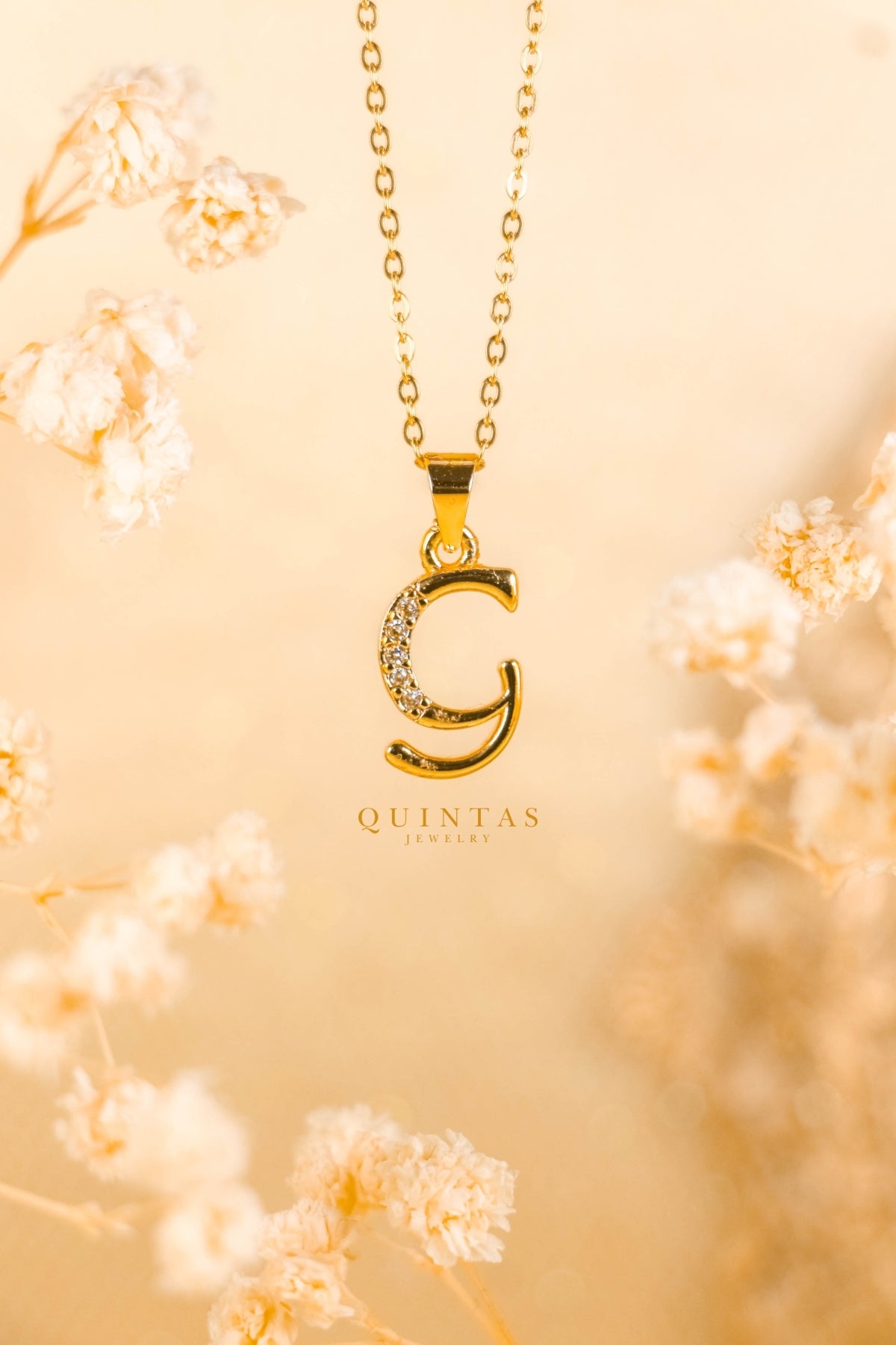 QUINTAS Letter Initial Necklace