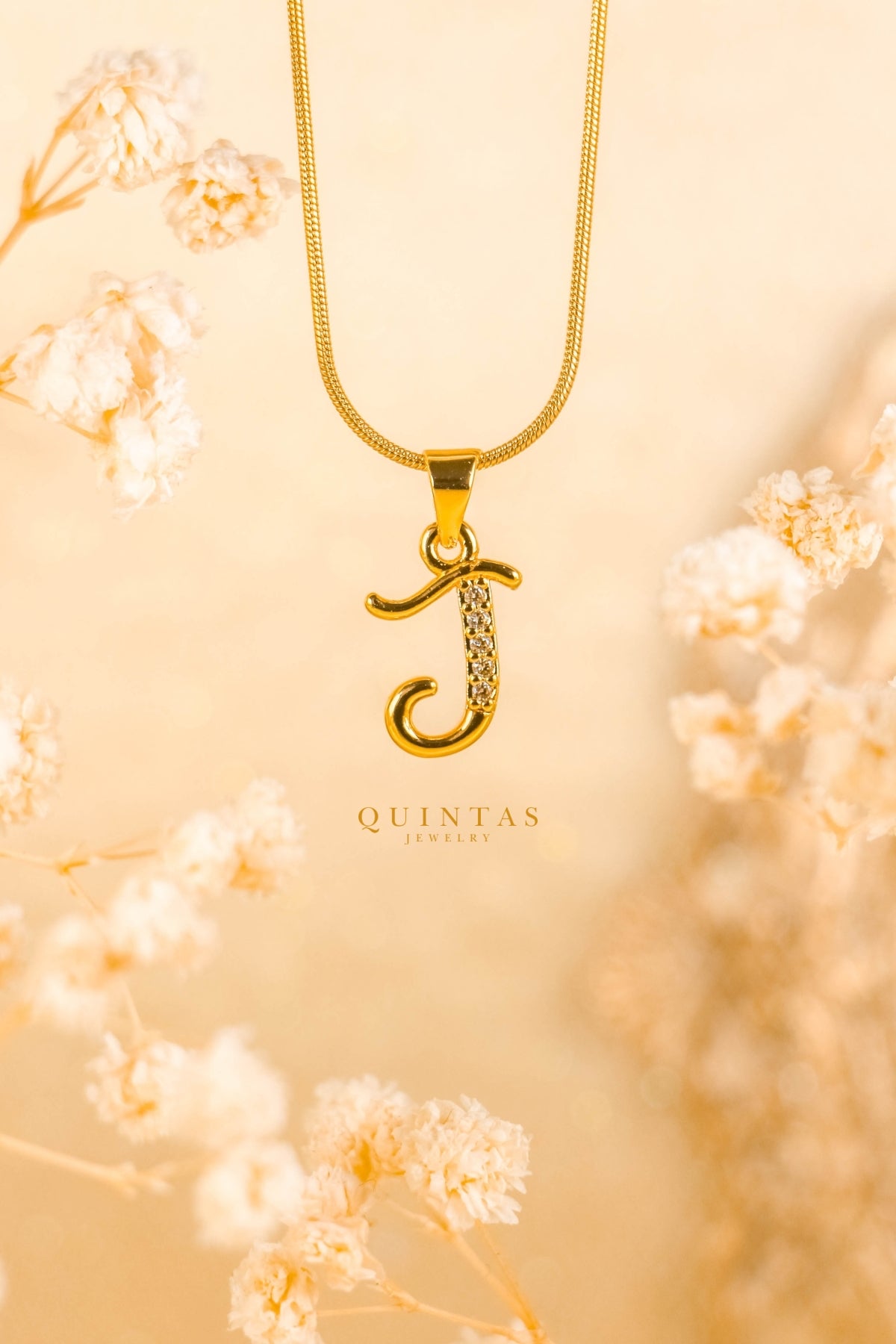 QUINTAS Letter Initial Necklace