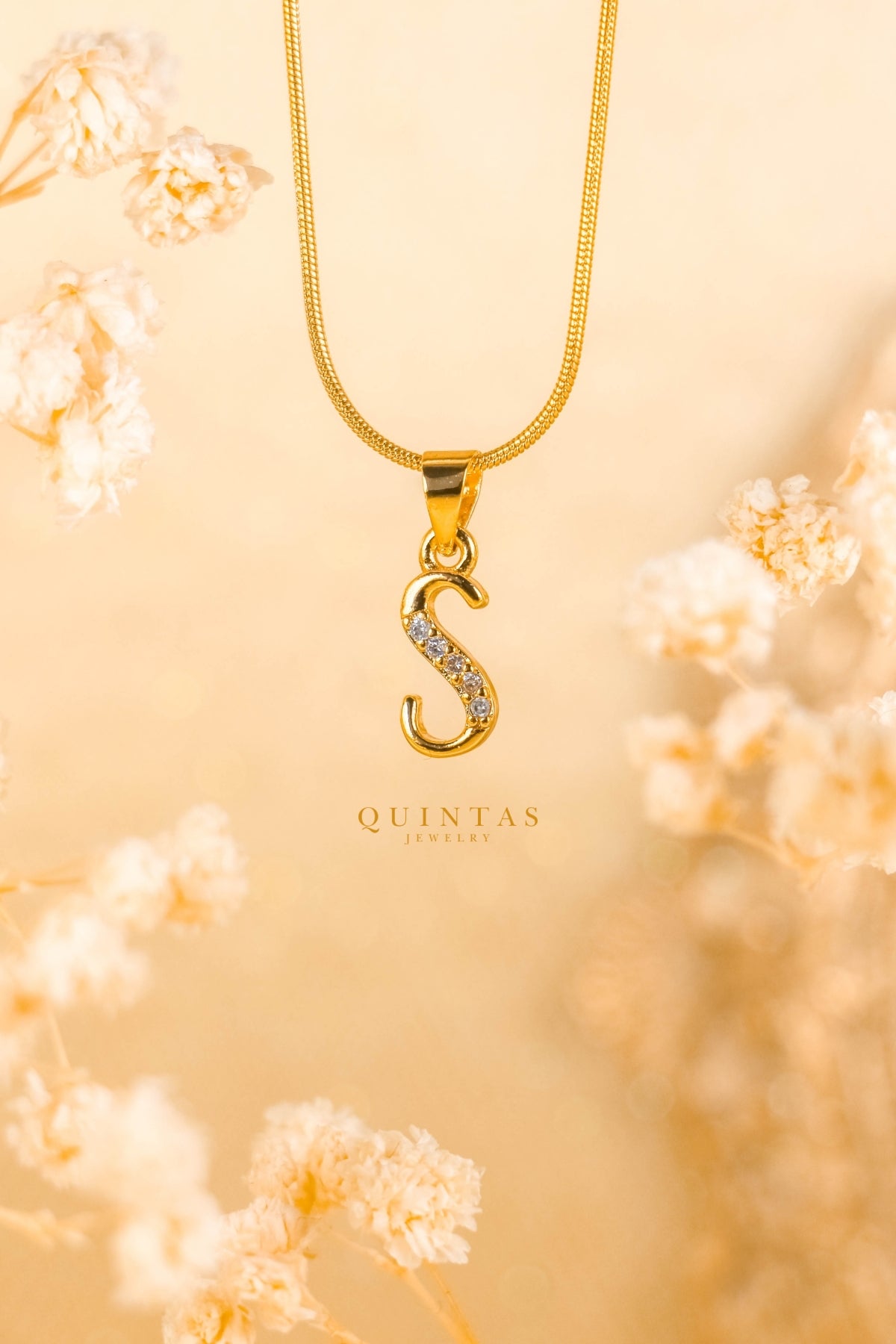 QUINTAS Letter Initial Necklace