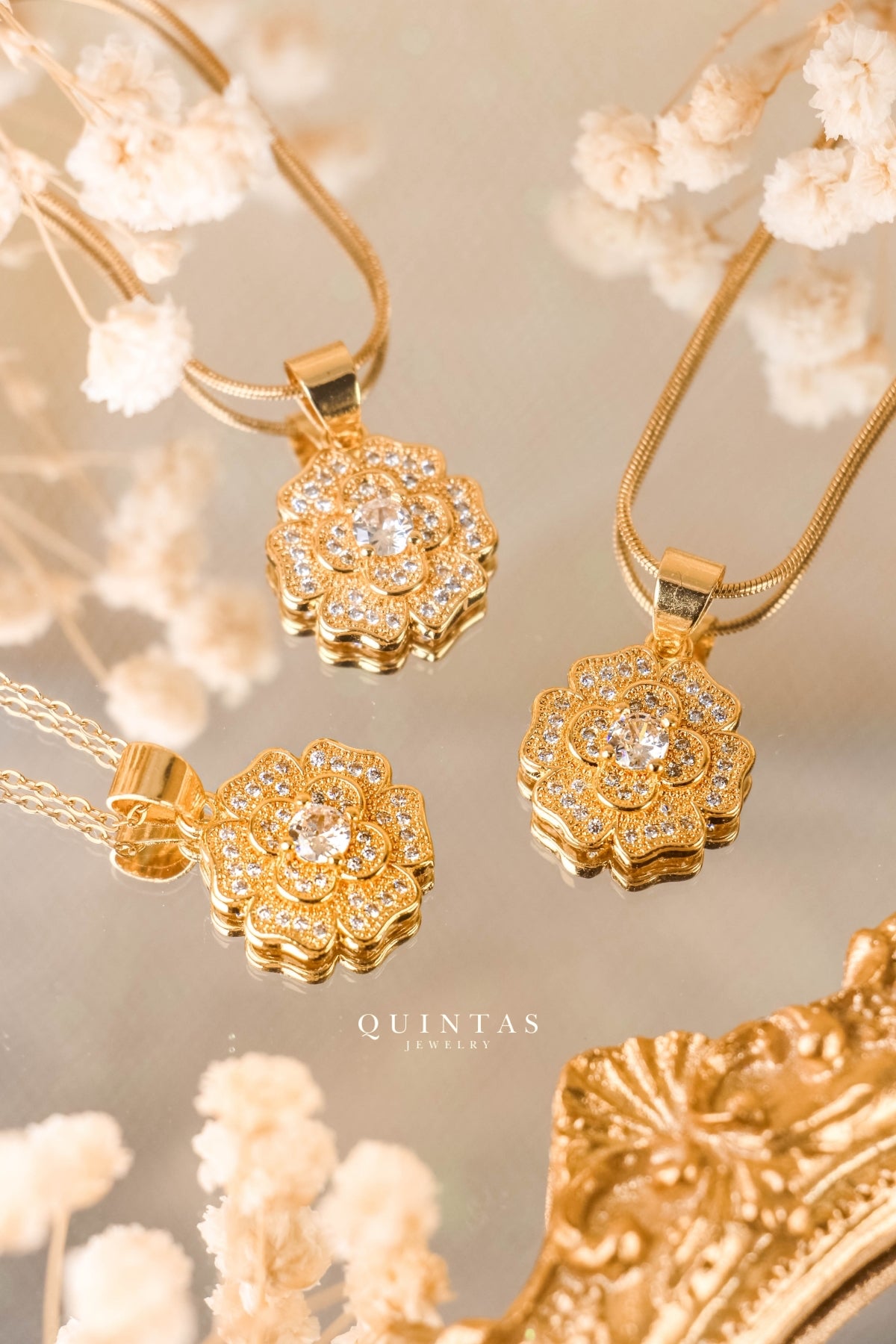 Gardenia Flower Necklace