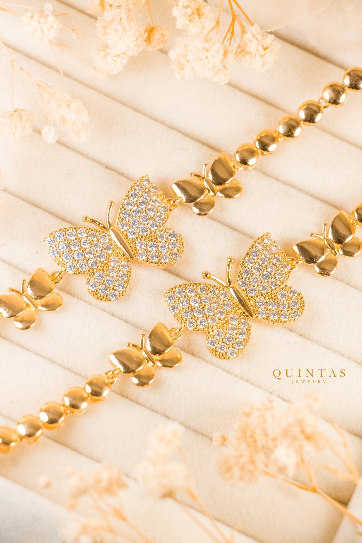 Mariposa Charm Butterfly Bracelet