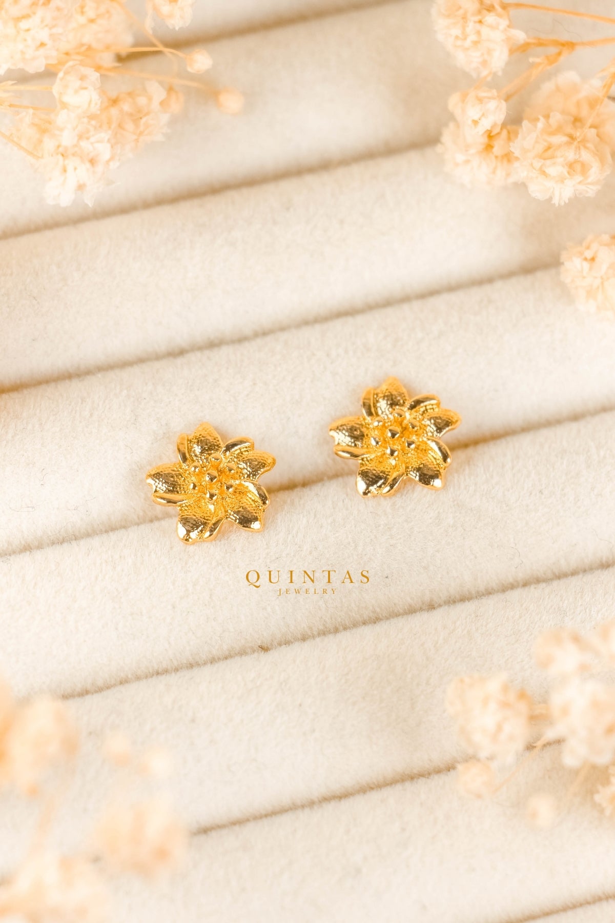 Liona Flower Stud Earrings