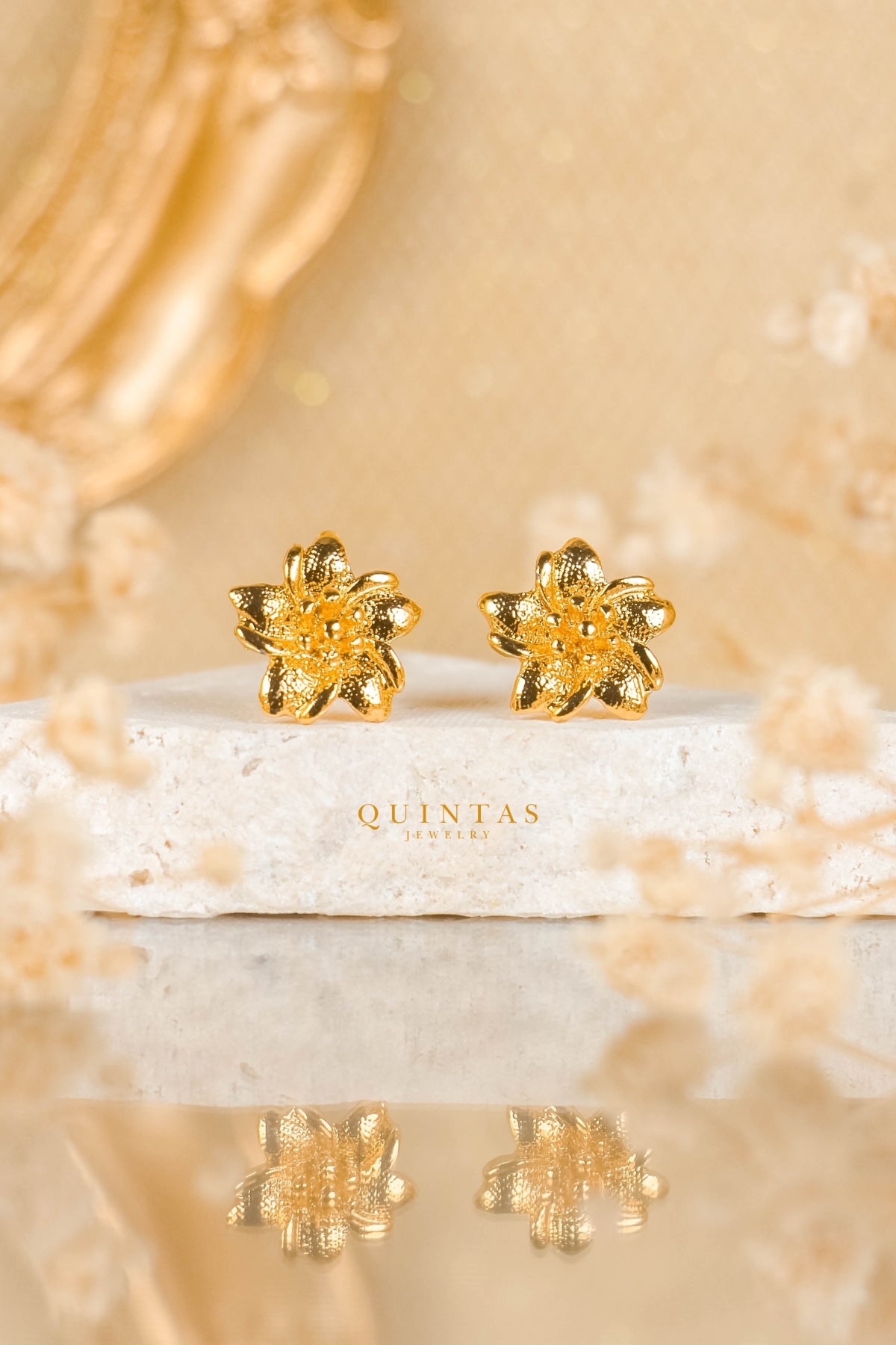 Liona Flower Stud Earrings