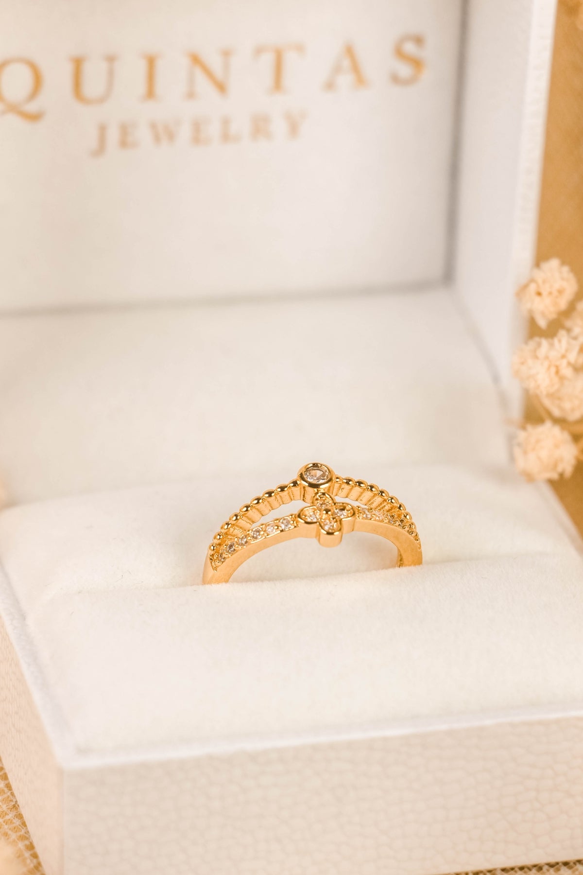 Elara Clover Ring (Adjustable)