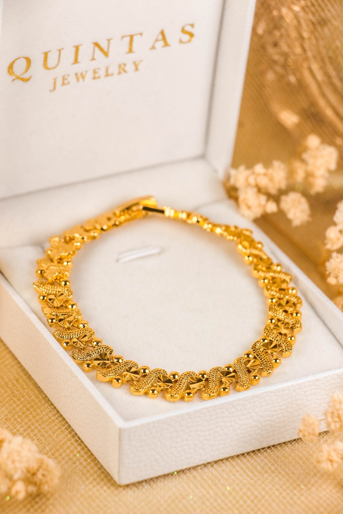 Virella Golden Luxe Bracelet
