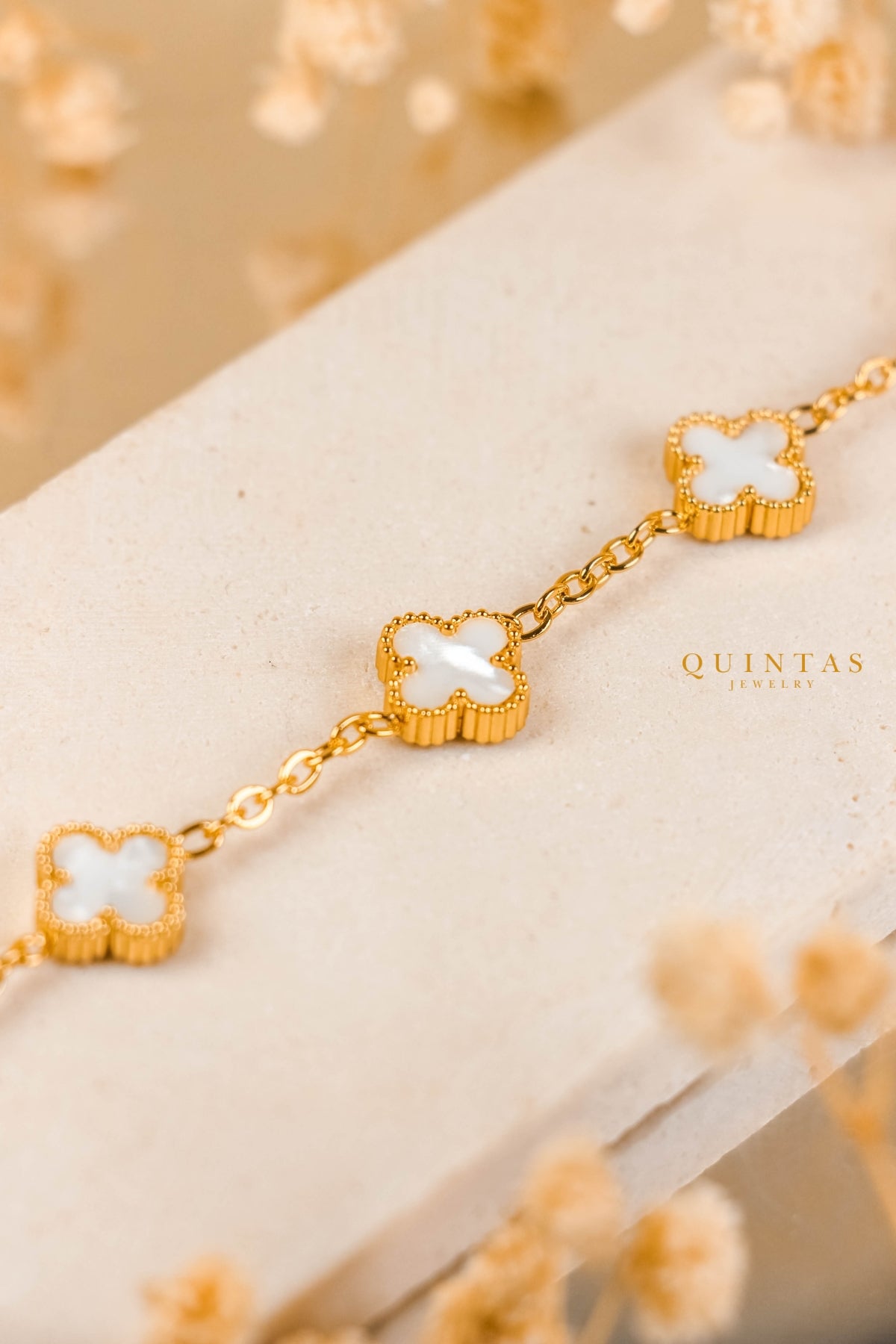 Clover Elegance Bracelet