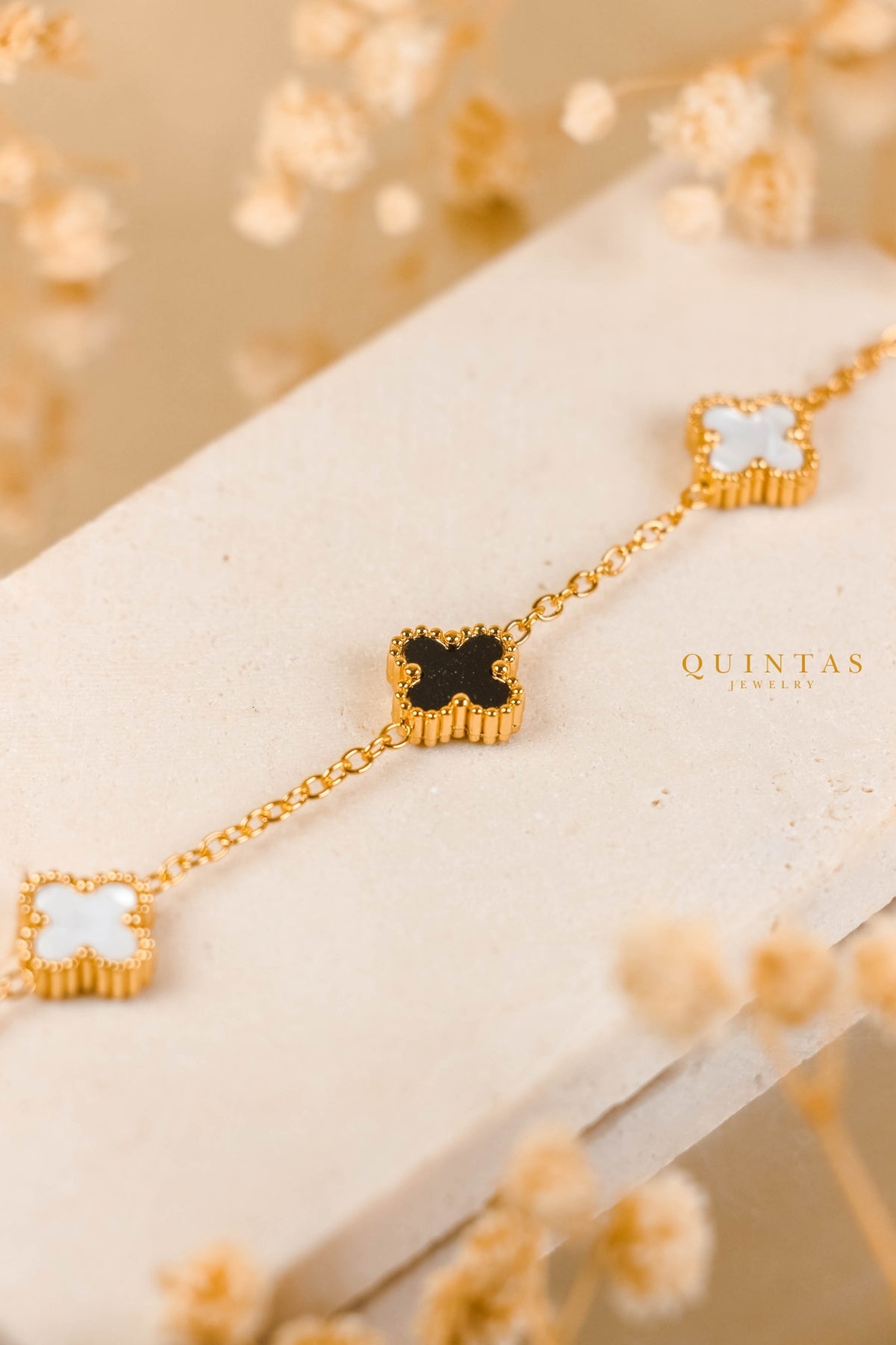 Clover Elegance Bracelet