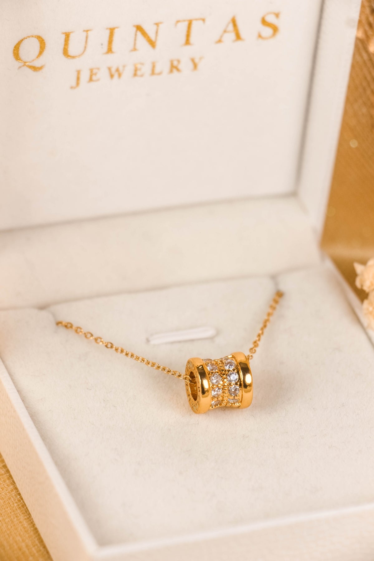 Elan Classic Barrel Necklace