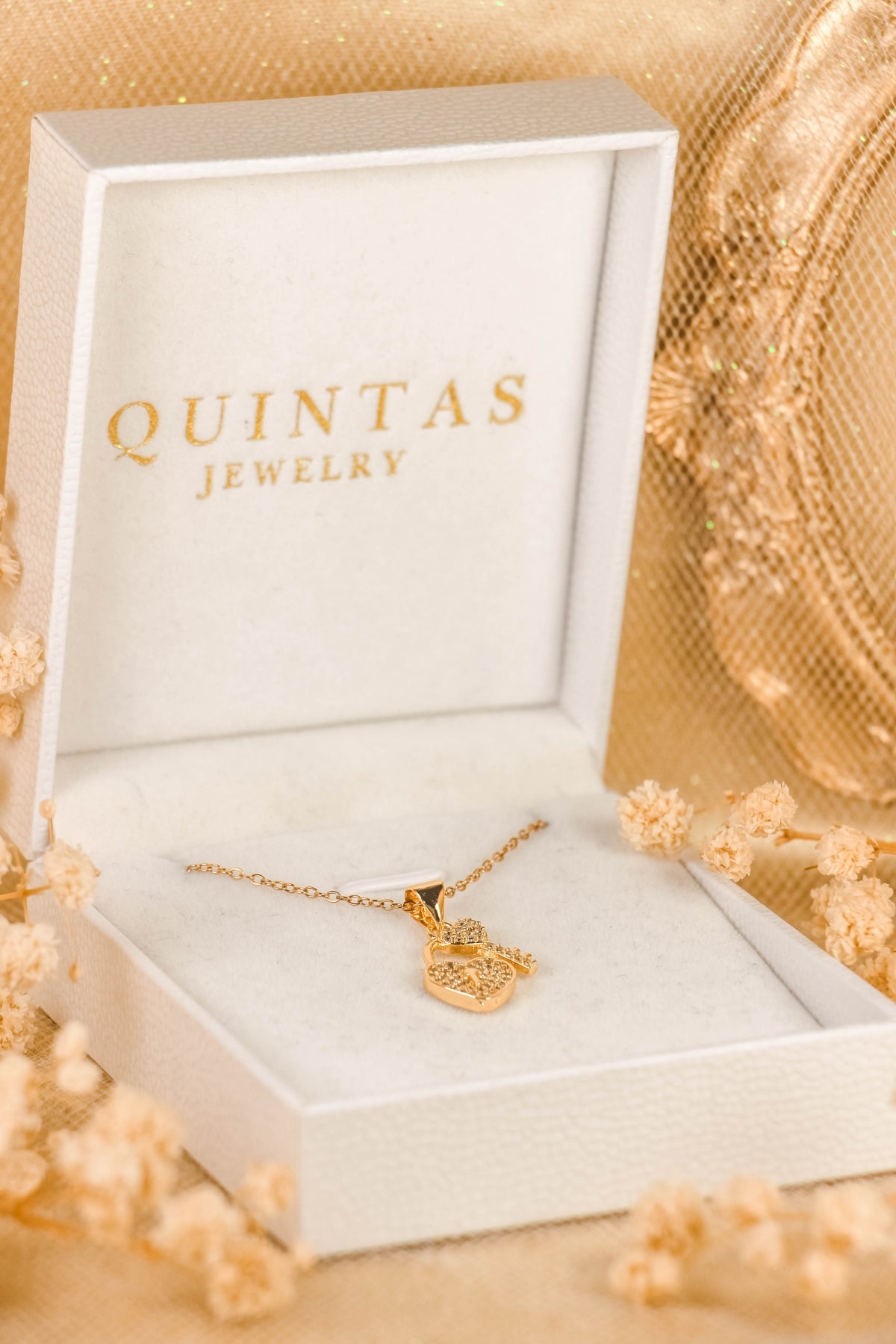 Golden Lockheart Necklace