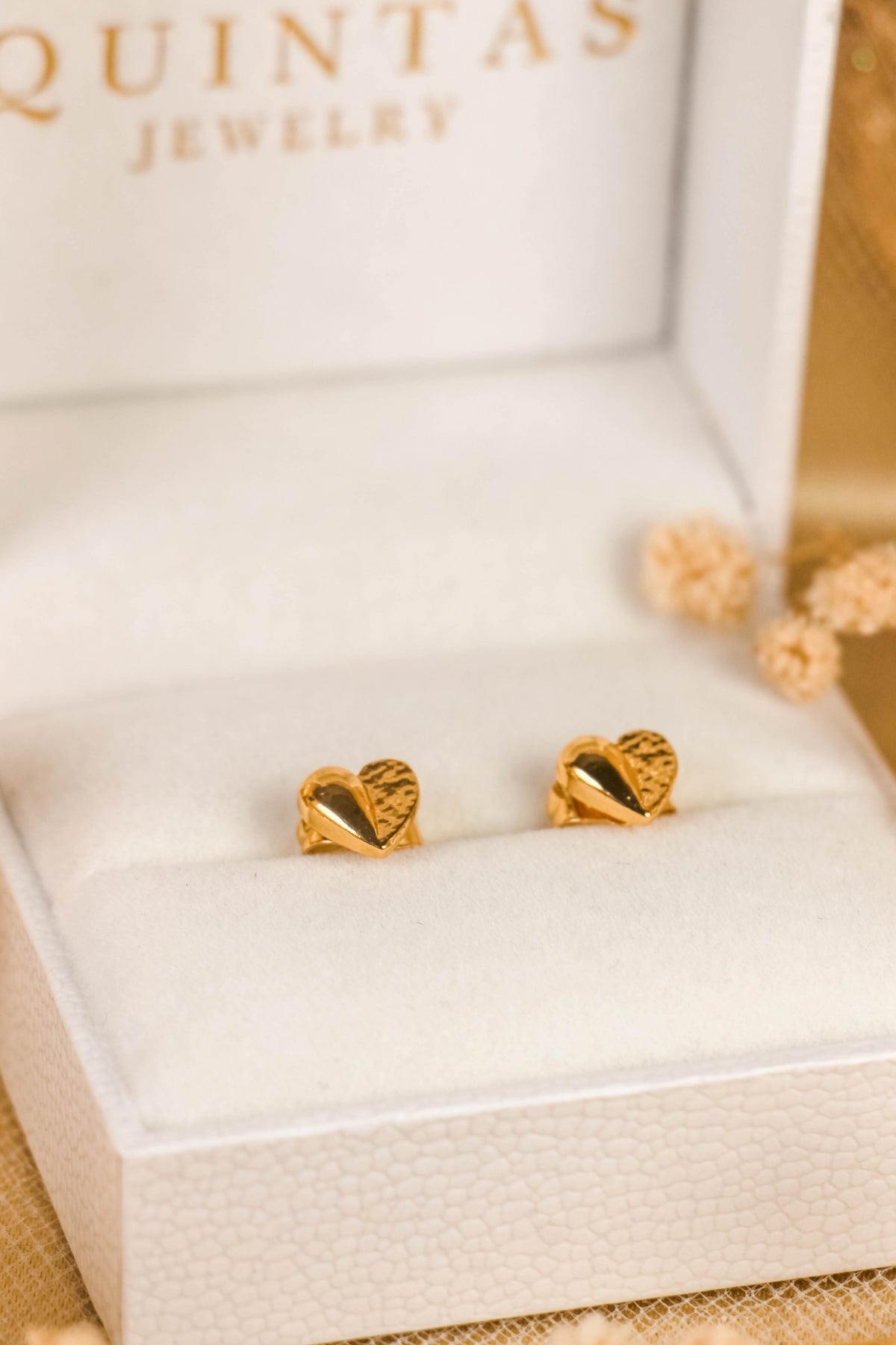 Sitti Heart Stud Earrings