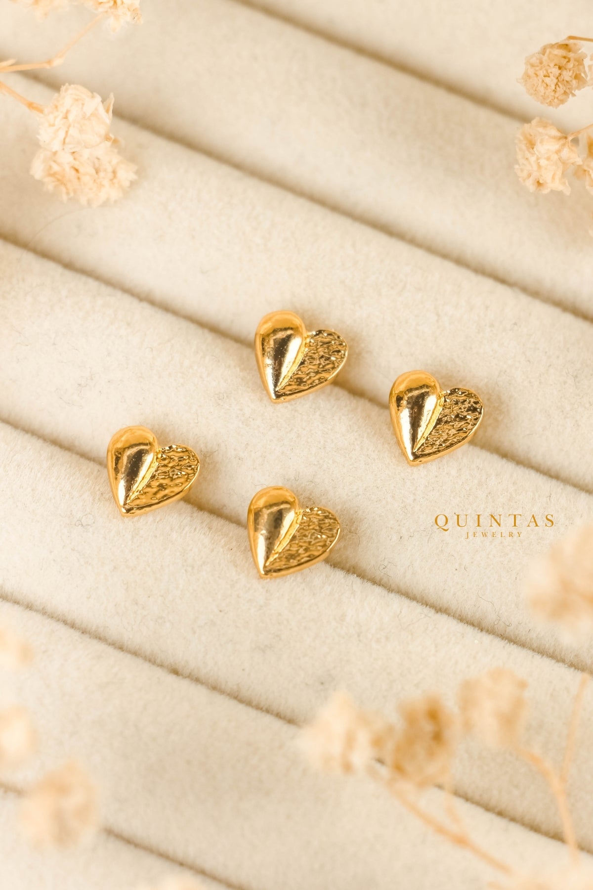 Sitti Heart Stud Earrings
