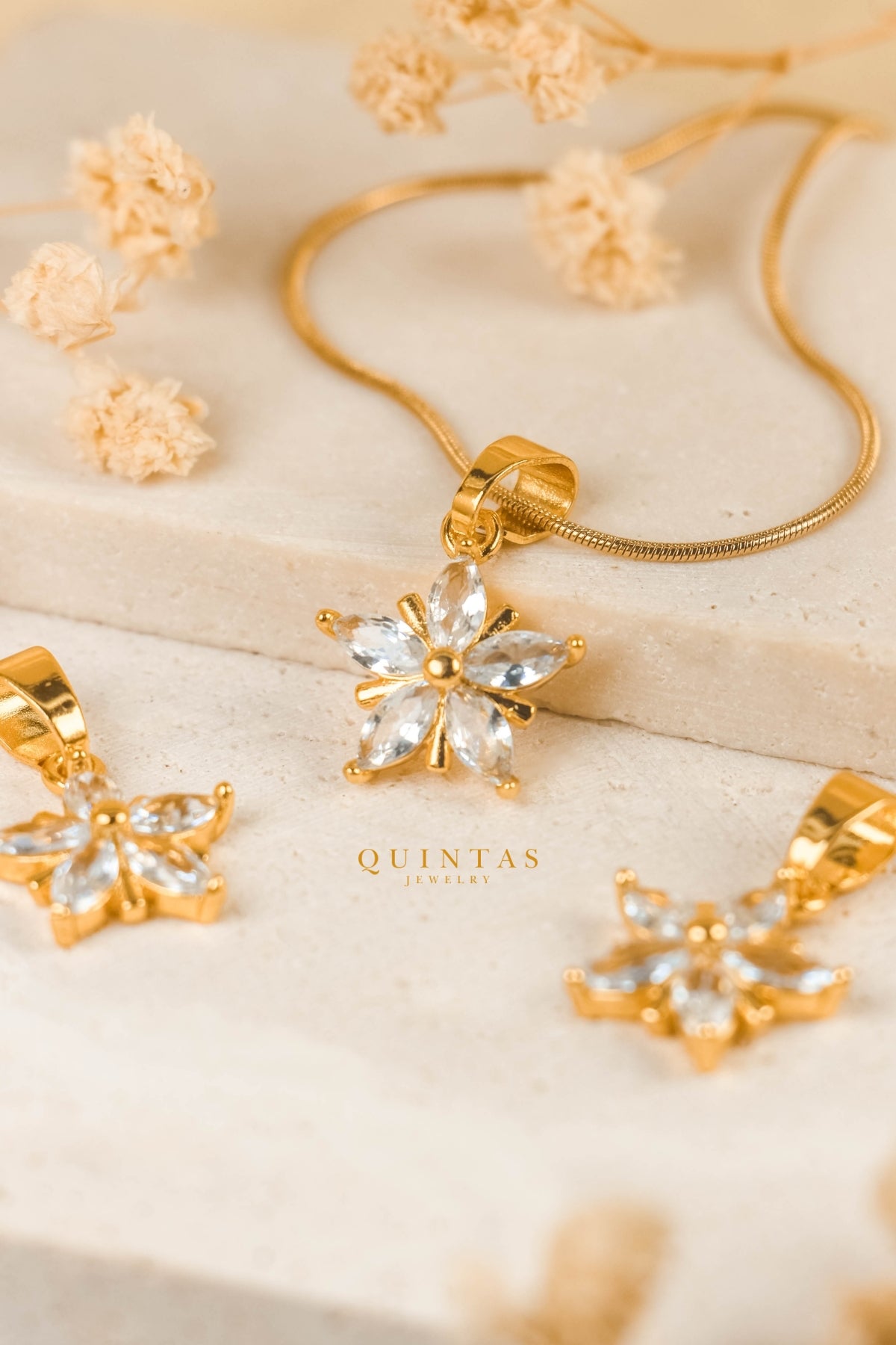 Aurora Light Flower Necklace