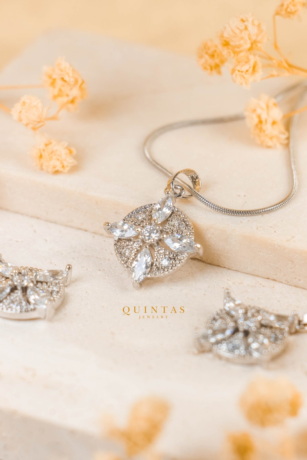 Flower Halo Silver Necklace
