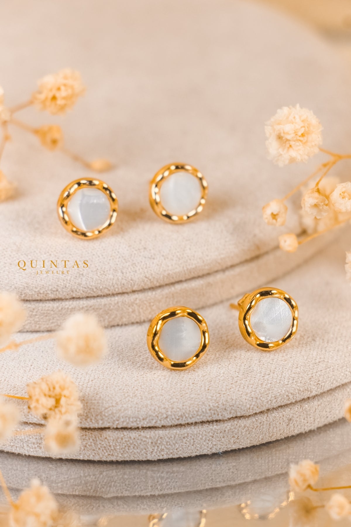 Classic Orina Stud Earrings