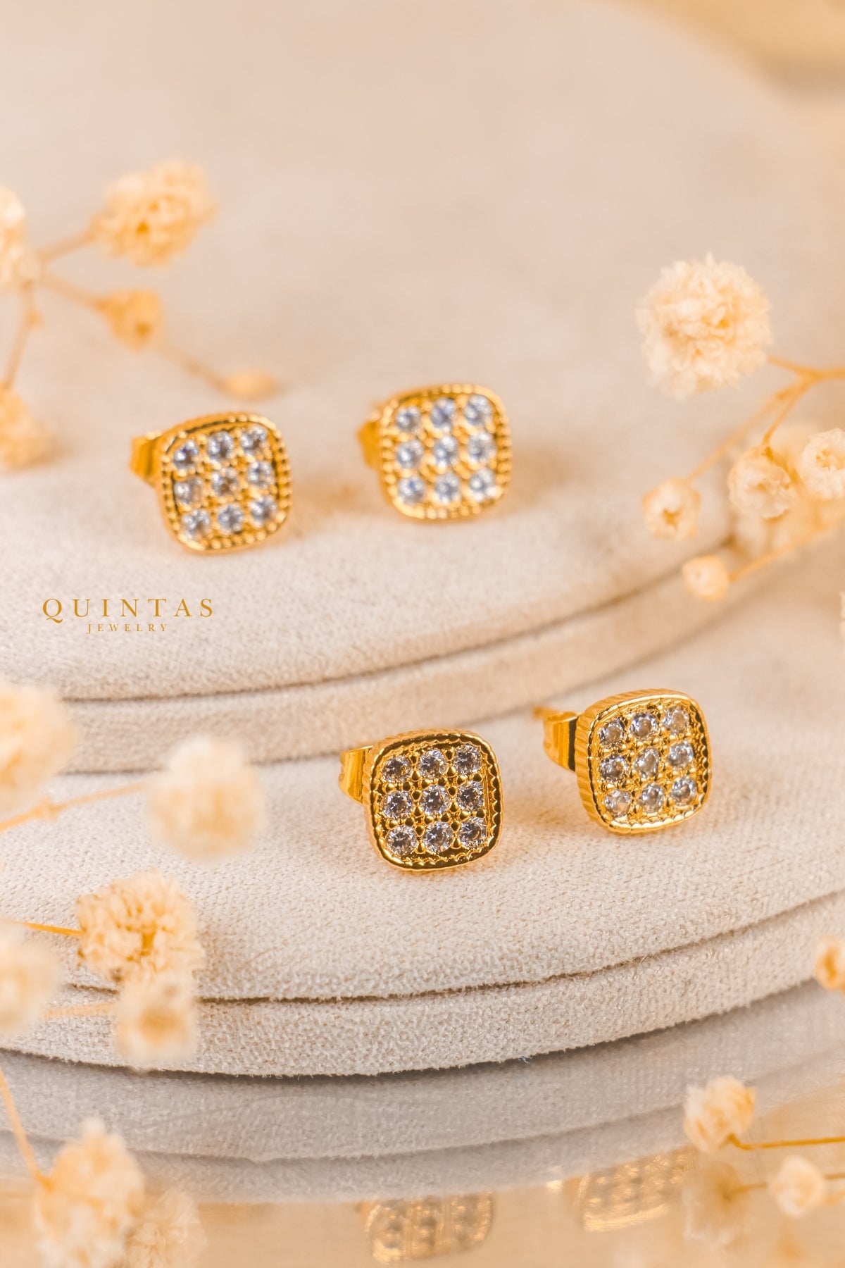 Luster Square Stud Earrings