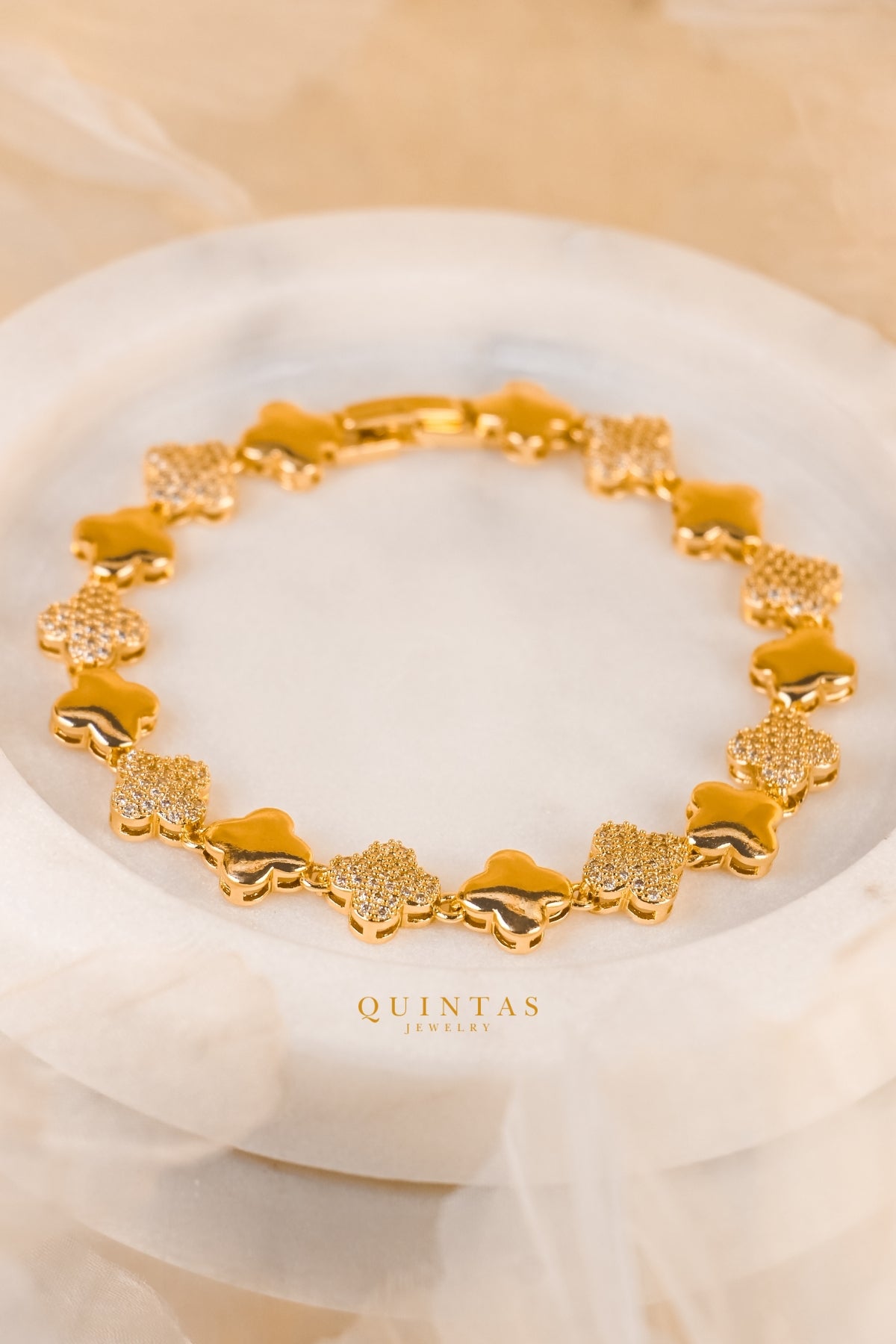 Clover Spark Bracelet