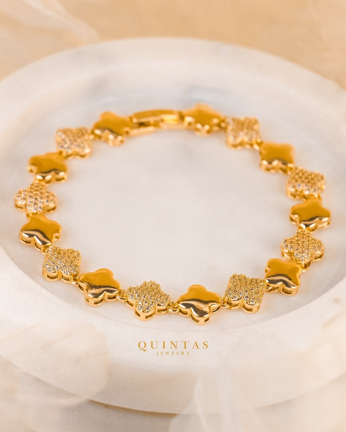 Clover Spark Bracelet