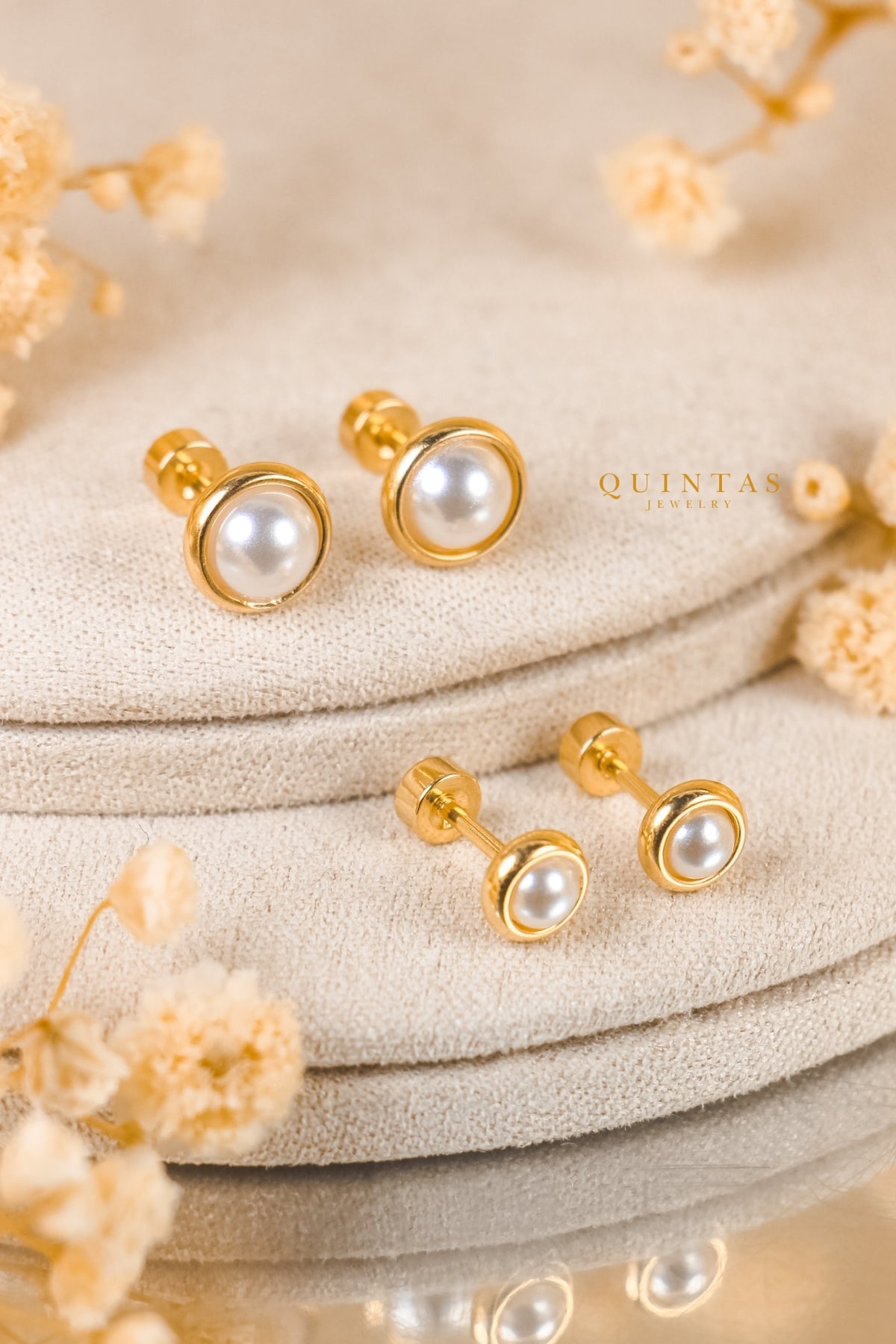 Solenne Halo Pearl Stud Earrings