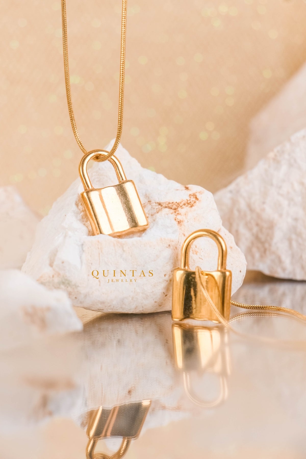 Lock pendant online gold