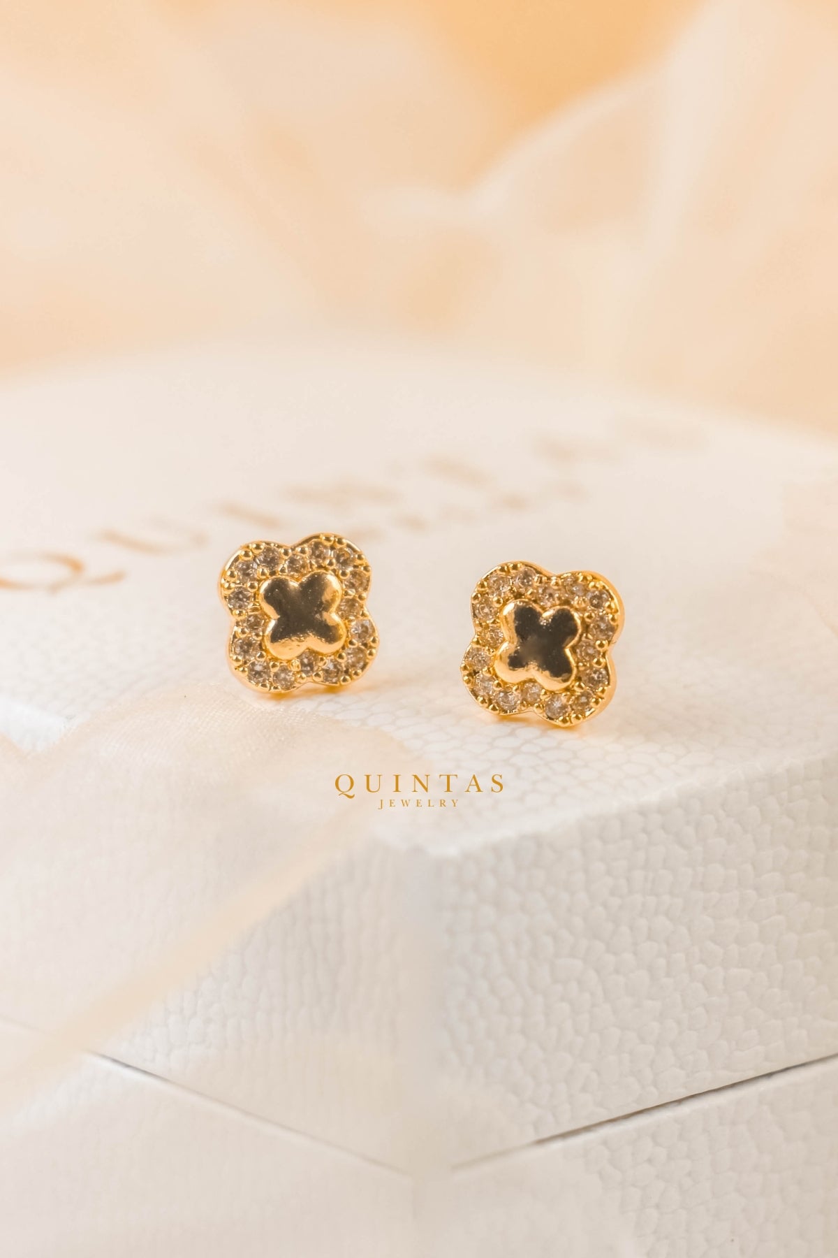 Clara Clover Stud Earrings