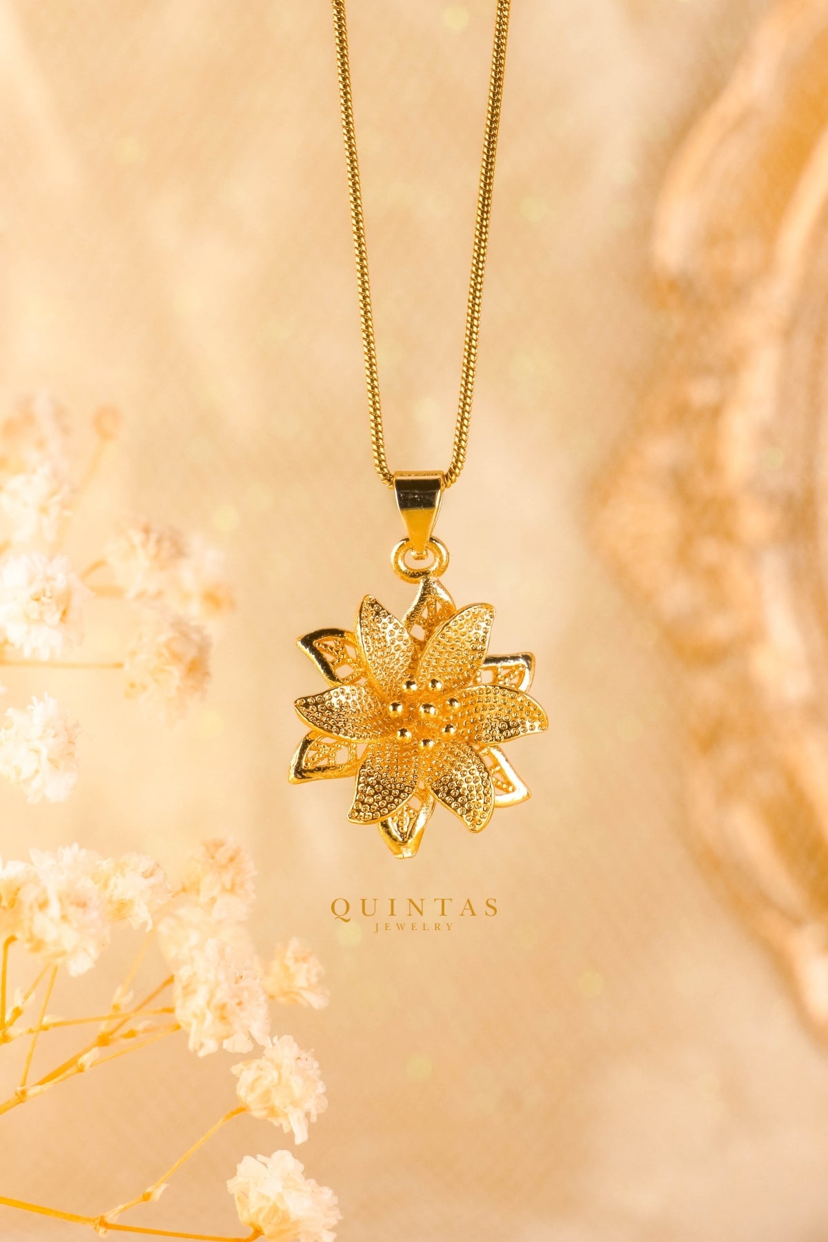 The Flower Necklace