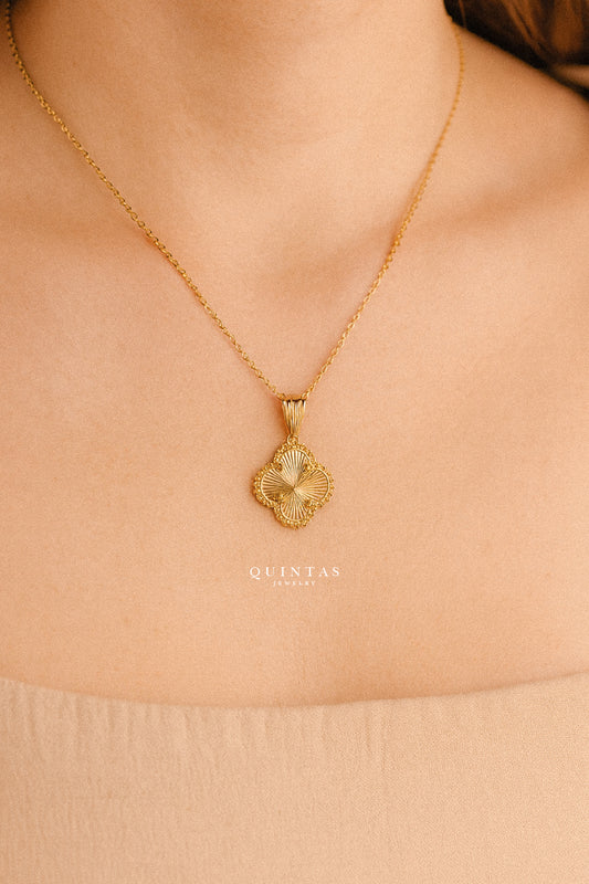 Gold Clover Shell Necklace