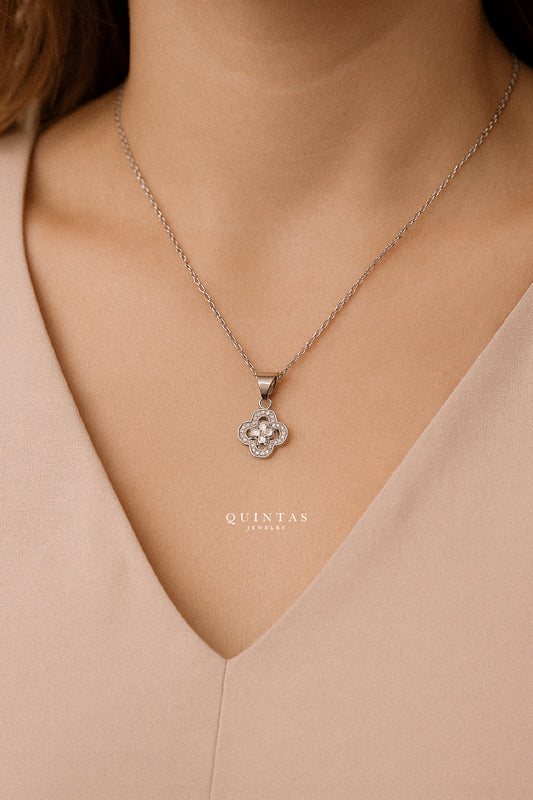 Frosted Clover Silver Necklace