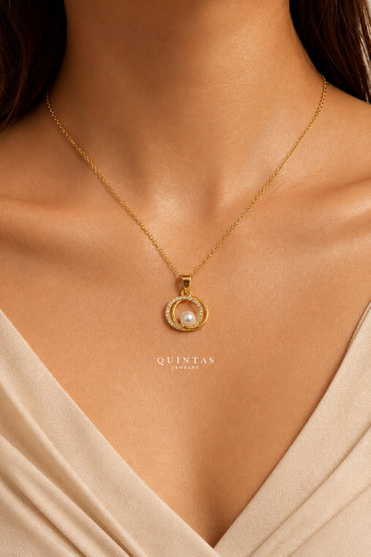 Mira Pearl Necklace