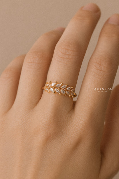 Sparkling Leaf Ring (Adjustable)