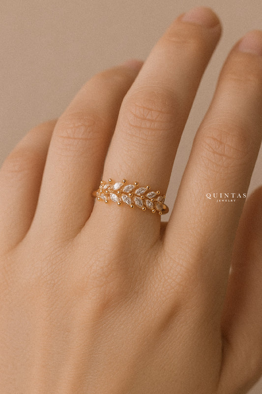 Sparkling Leaf Ring (Adjustable)