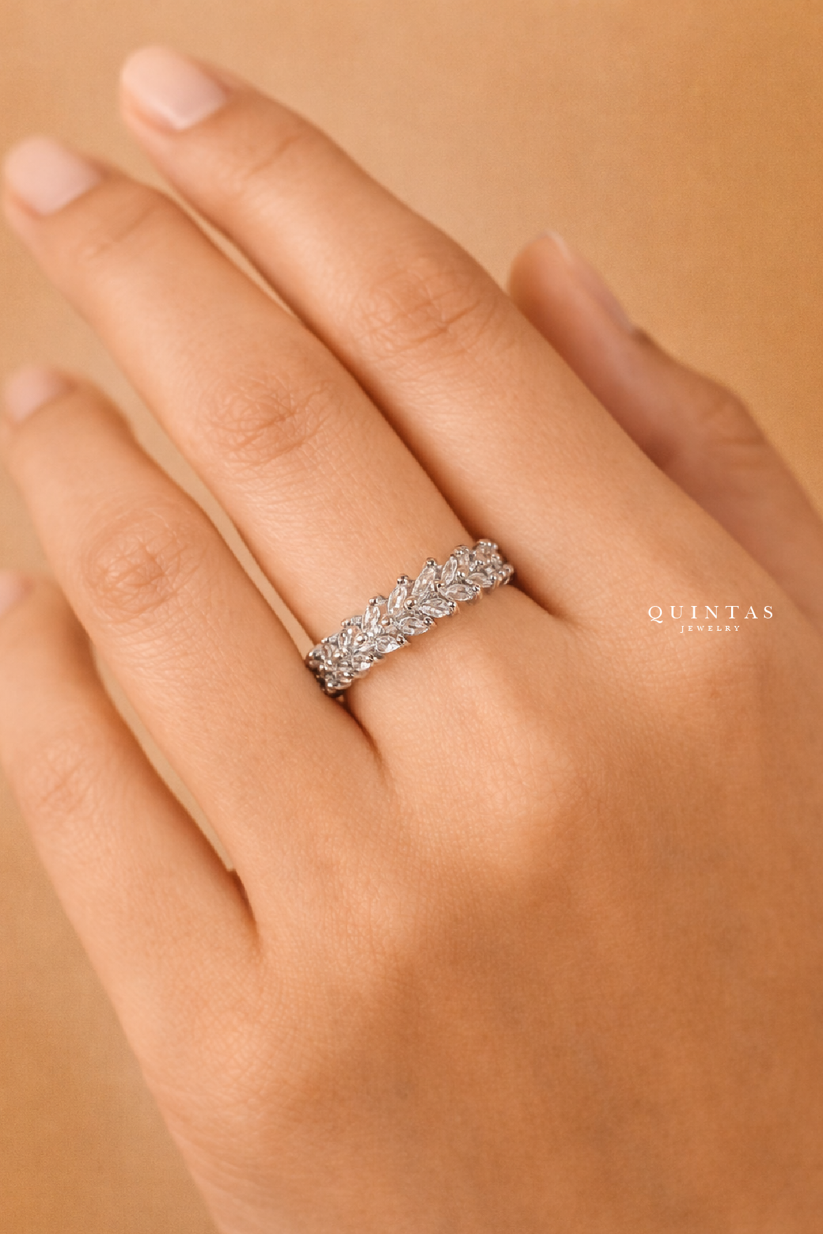 Sparkling Leaf Silver Ring (Adjustable)