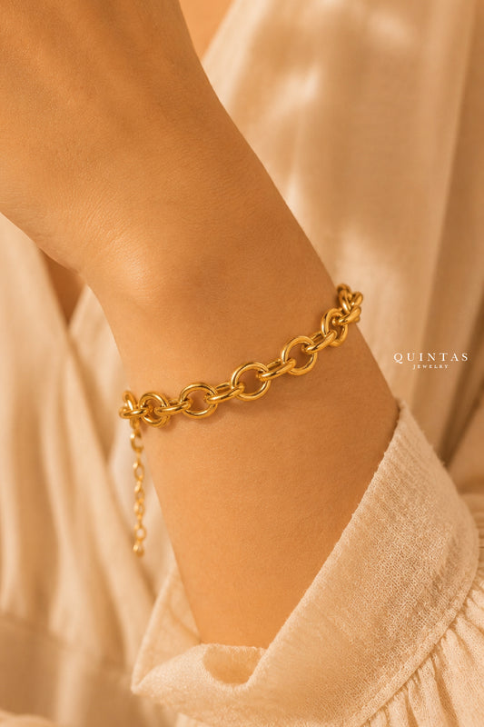 Golden Loop Bracelet