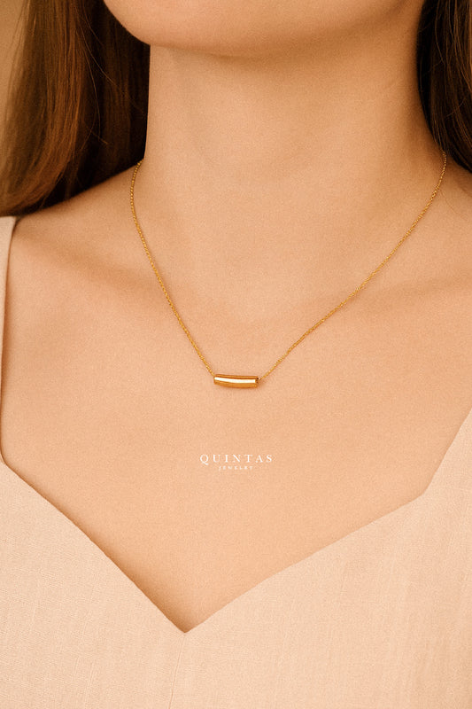 Aure Bar Necklace