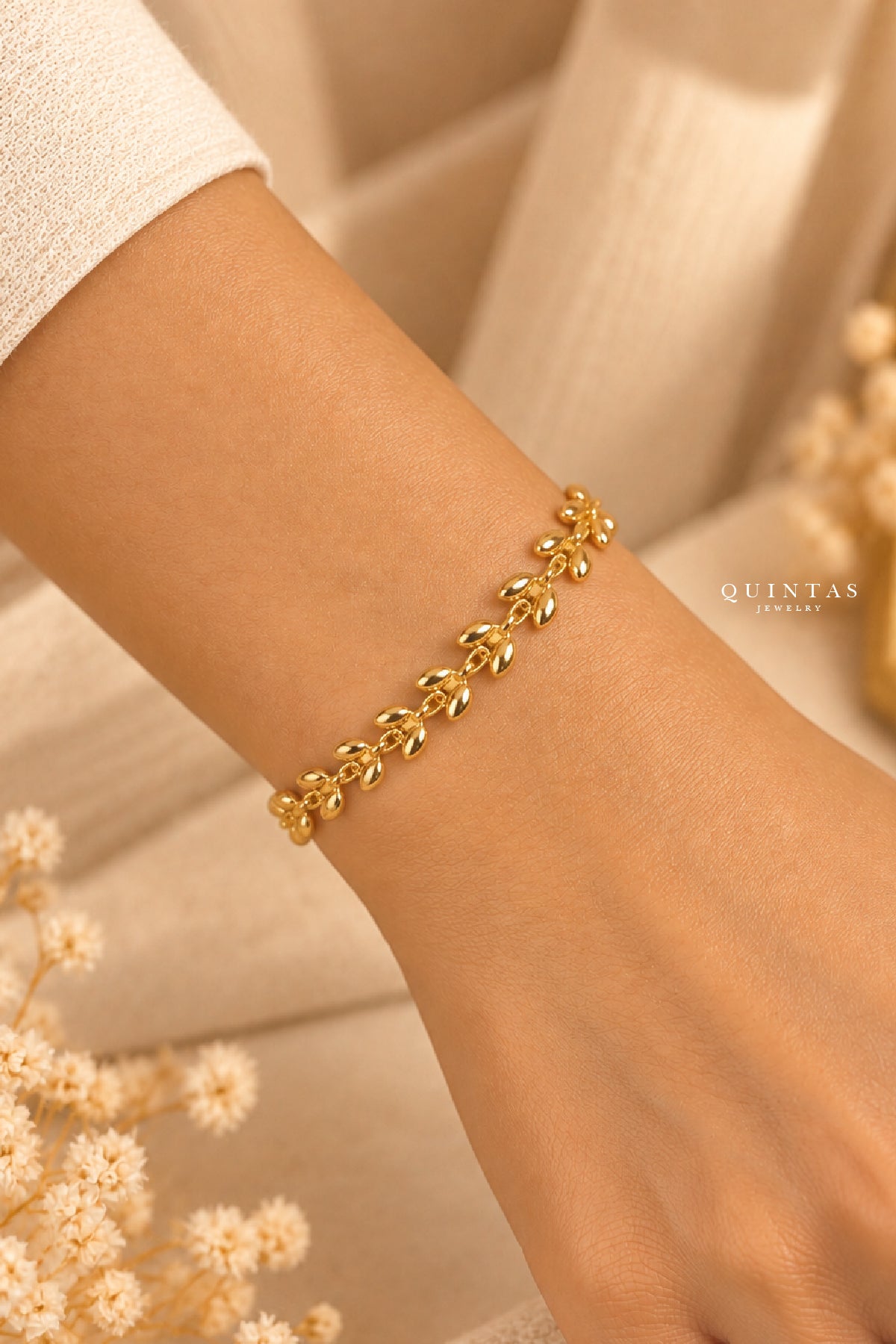 Liona Leaf Chain Bracelet