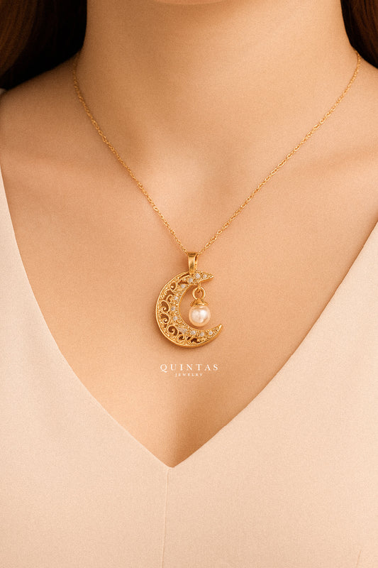Helena Moon and Pearl Necklace