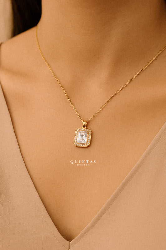 Queen's Diamond Necklace