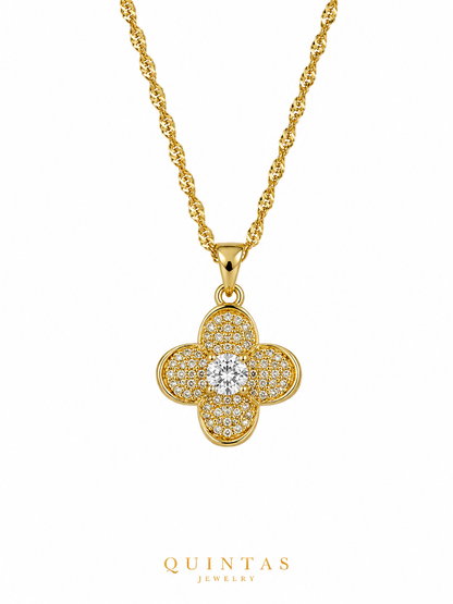 Étoile Clover Necklace