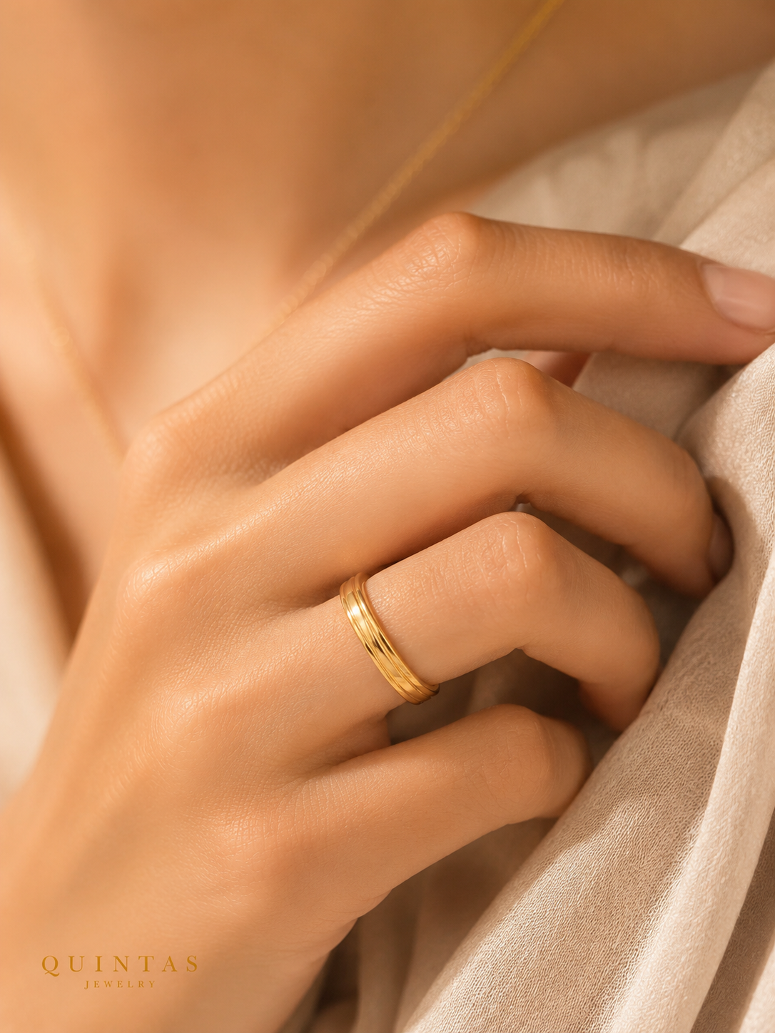 Eternal Gold Band Ring