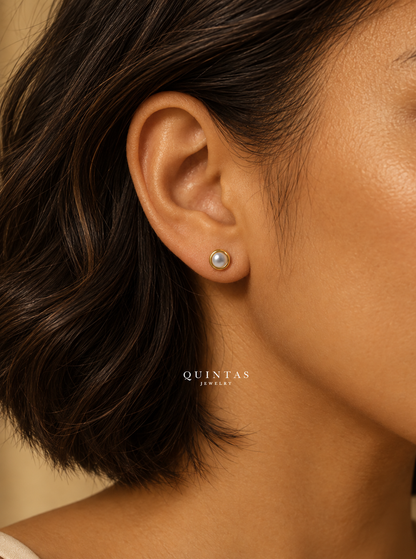 Solenne Halo Pearl Stud Earrings