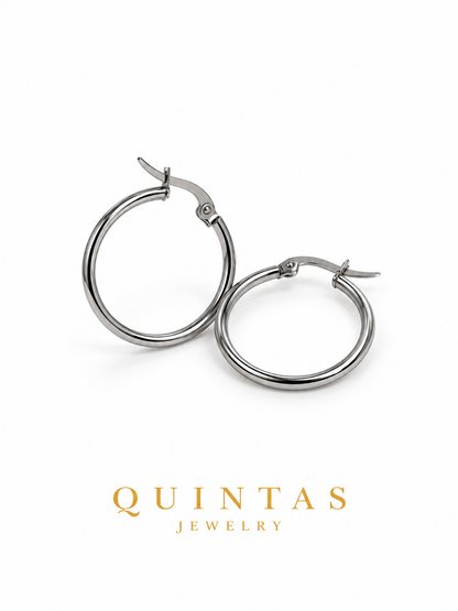 Alessa Classic Hoop Silver Earrings