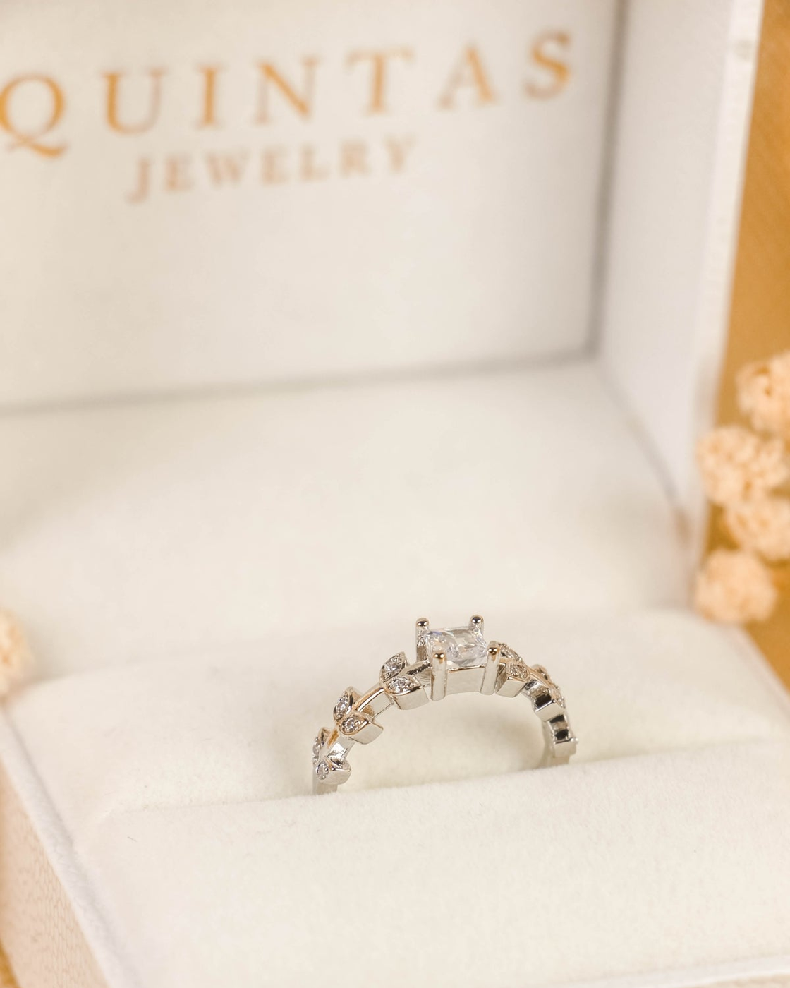 Original ring photo — centered 4:5 crop