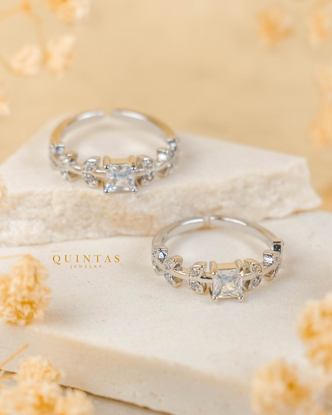 Original ring photo — centered 4:5 crop