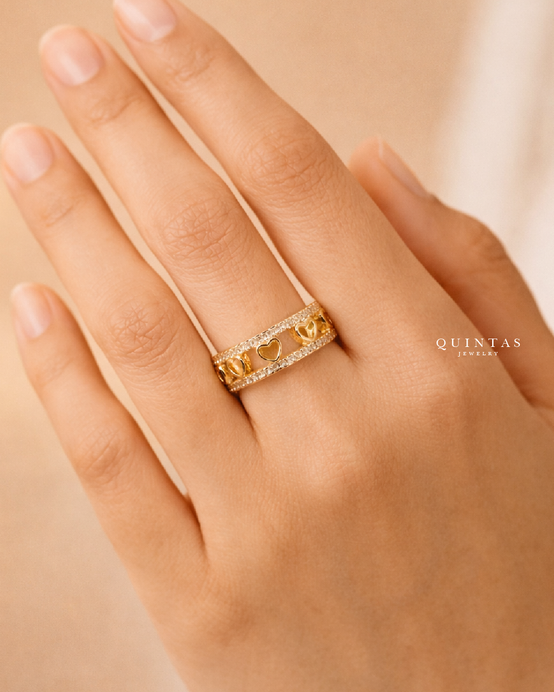 Valeria Heart Band Gold – original gallery view, proportional 4:5 crop