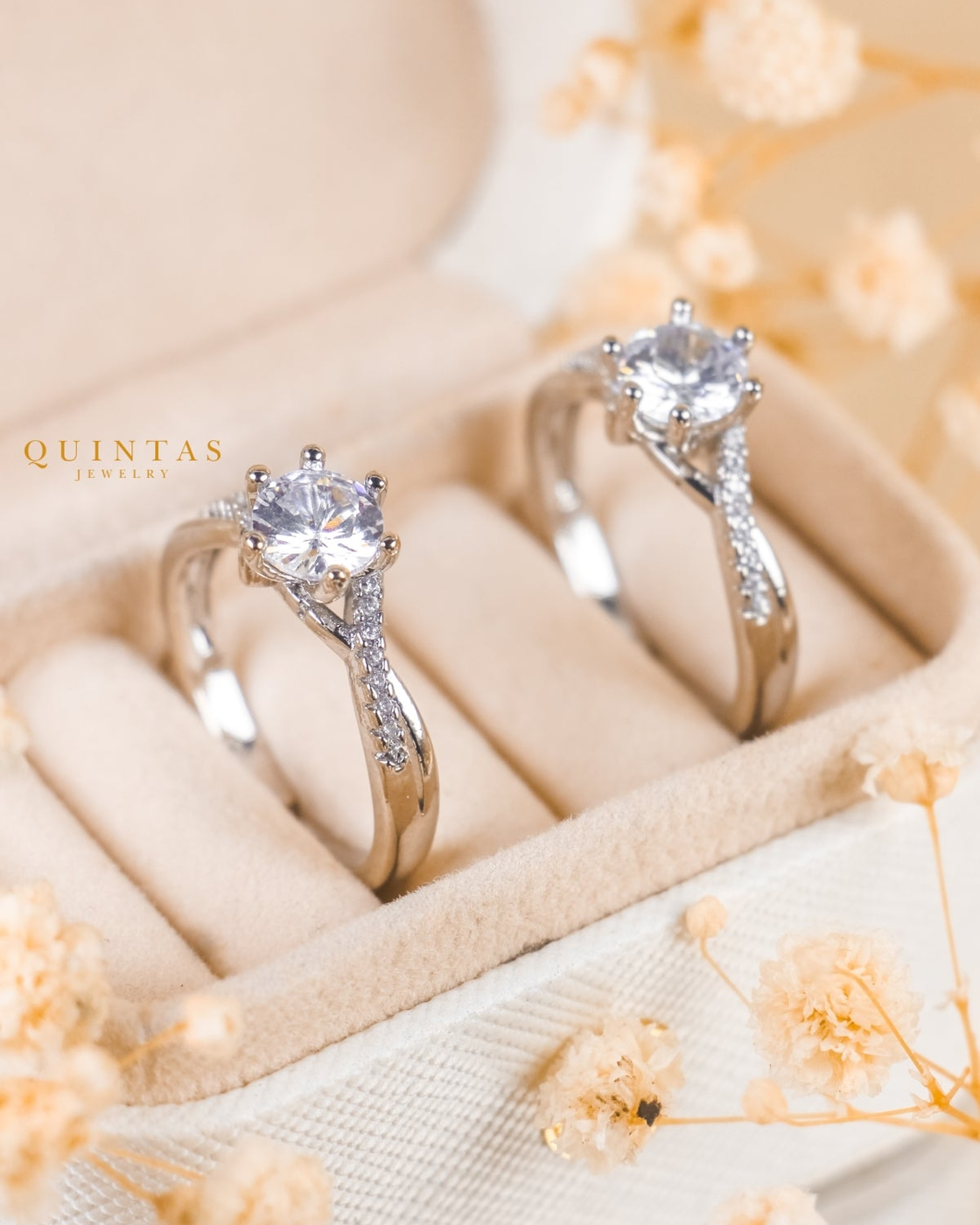 Lucia Promise Silver – original gallery view, proportional 4:5 crop