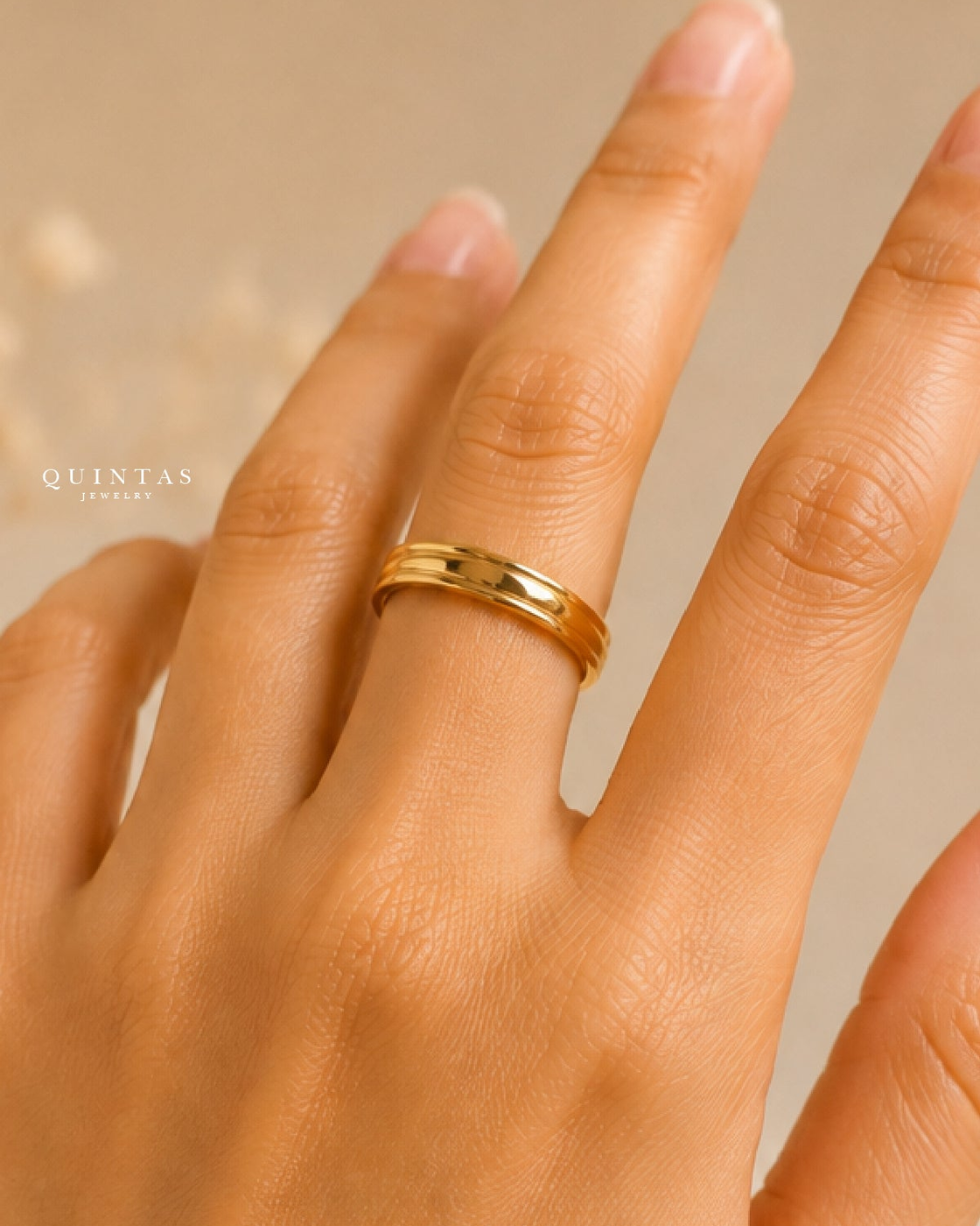 Eternal Gold Band – original gallery view, proportional 4:5 crop