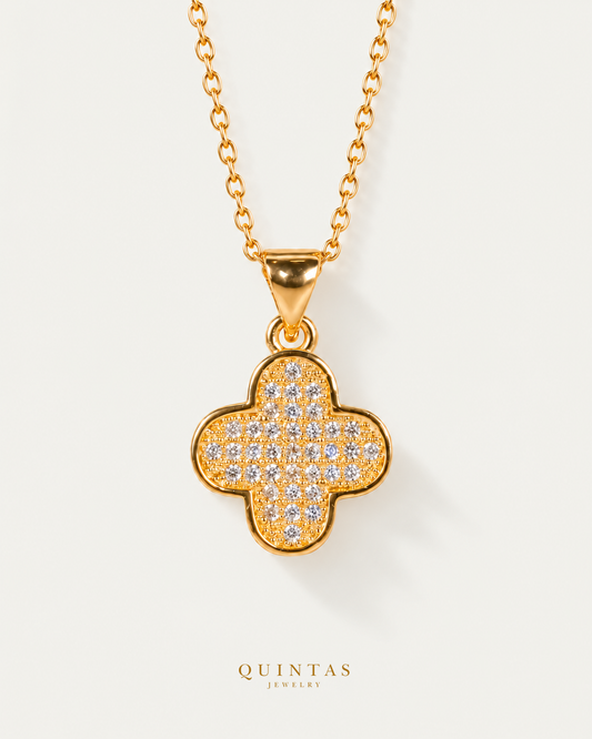 The Sparkling Four Leaf Clover Necklace gold cable chain main view, canonical Quintas logo