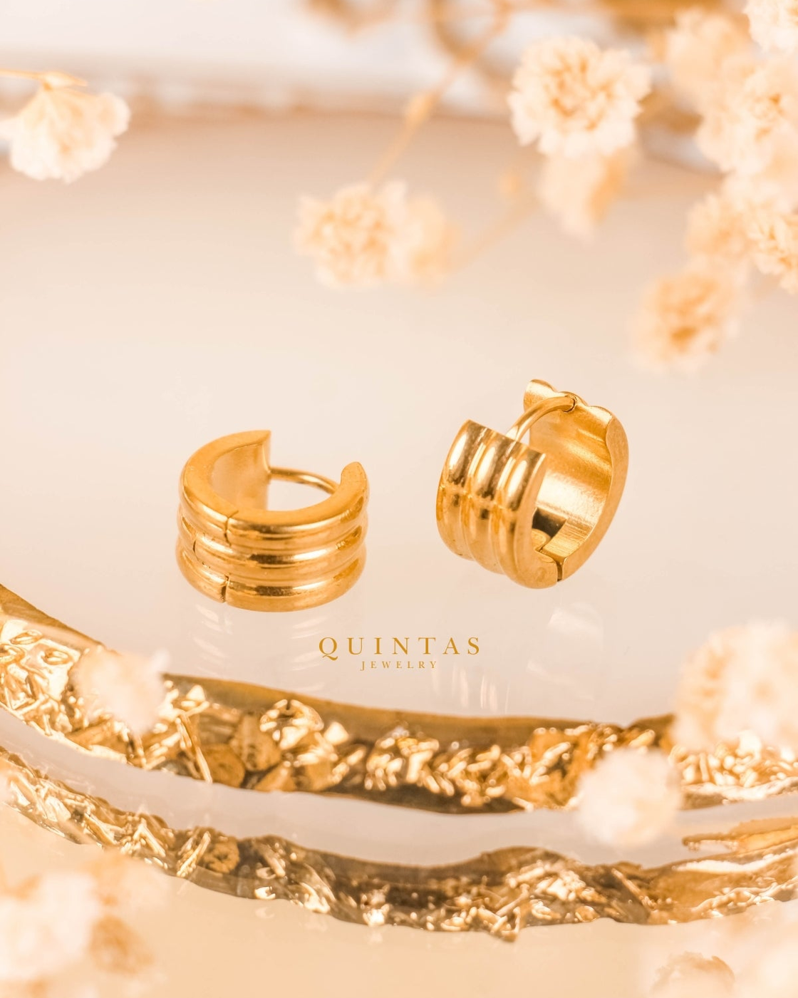 Original product photograph — centered 4:5